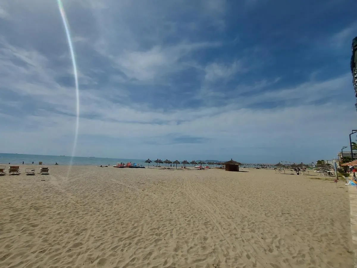 Bral Apartment 5 - Beachfront Durrës